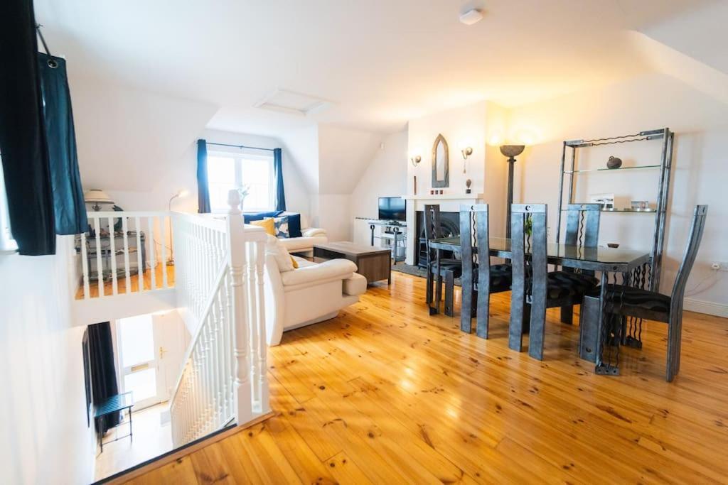 The Haven Dingle, Self Catering Accommodation ภายนอก รูปภาพ